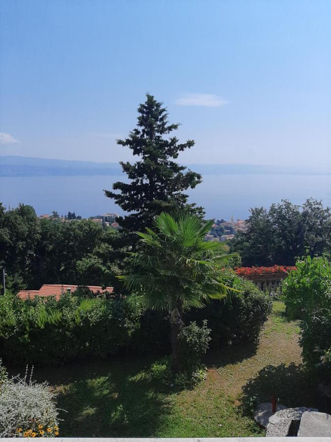 House H-Elios Villa Lovran Bagian luar foto